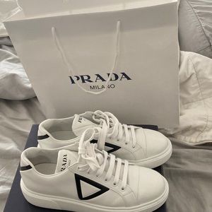 Prada Sneakers - white Size 39